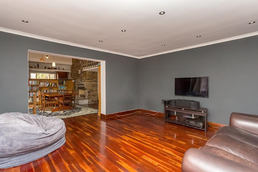 To Let 5 Bedroom Property for Rent in Milnerton Western Cape